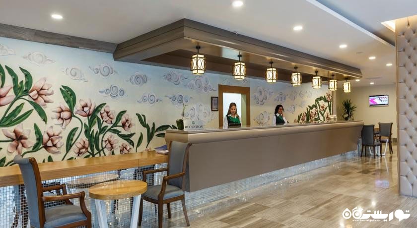 میز پذیرش هتل شروود بریز ز ریزورت